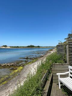 Beach-Adjacent Home With Outdoor Living - Lundby - 7