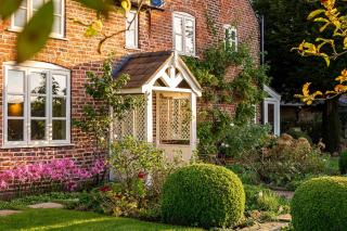 Wheelwrights Cottage - Tarporley - 0