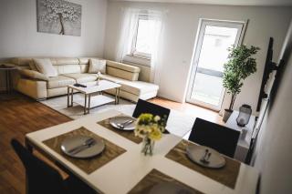 Moderne Ferienwohnung in Leimen mit Balkon, WeHome Komfort - Leimen - 9