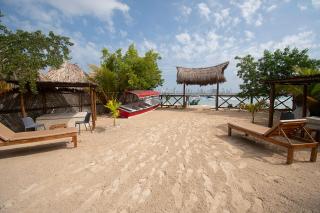 AMALIFE Beach Club & Hotel - Tierra Bomba - 0