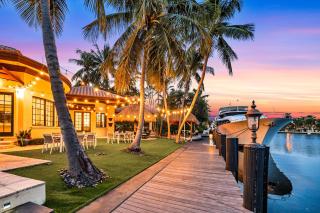 Majestic Waterfront Villa Venice of America Heated Pool Canal View Access Royal Key - Fort Lauderdale - 6