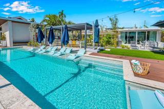 Waterfront Compound 2 Heated Pools SaltAire Lime Keys - Fort Lauderdale - 4