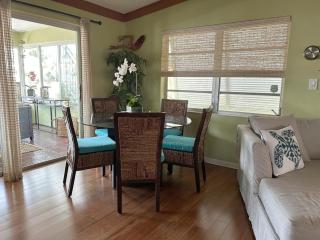 Delightful vacation home located in the popular Islamorada neighborhood of Port Antigua, home - Islamorada - 2