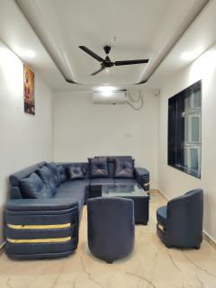 Kennedia International Hotal & Suite - Varanasi - 1