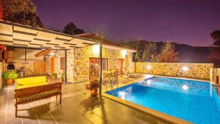 1 Bedroom Stone House with Private Secluded Pool and Jakuzzi - 2