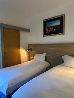 Hotel Telemaque - Parijs - 6