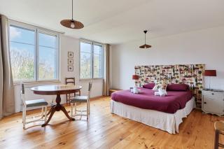 La Tourelle de Saint Michel de Livet - Parking - 6