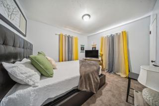 Cozy two bedroom one bath - Cleveland - 6