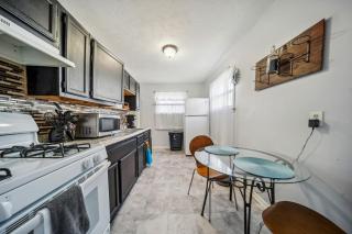 Cozy two bedroom one bath - 3