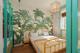 Modern colorful apt in the heart of Tbilisi - Tbilisi - 2