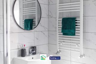Four Bedrooms By Stay Snug Short Lets & Serviced Accommodation Preston With Wi-Fi, Free Parking & Great Location - Preston - 8