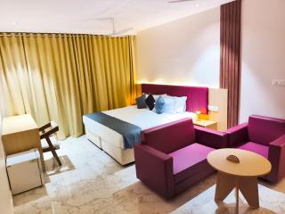 Hotel Meridian Blue - Warangal - 3