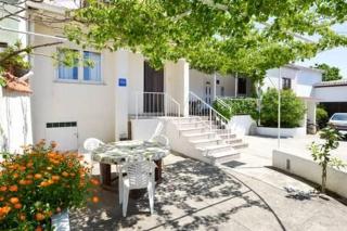 Lovely house with private gard - Zadar - 9