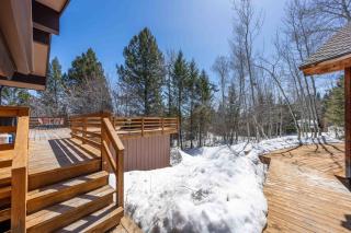 Bray House - Ski-in Ski-out family home - 6