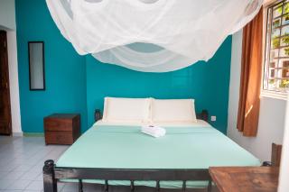 Cefa Hostel - Dar es Salaam - 1