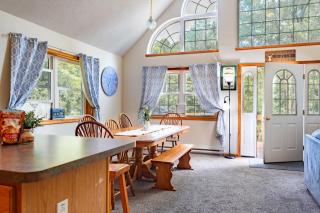 The Nest at Brier Crest by AvantStay Game Room Expansive Deck Fire Pit - Blakeslee - 8