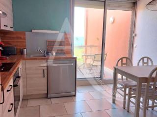 CAP CORNICHE piscine, studio cabine 4 personnes clim, wifi et parking - Sète - 2
