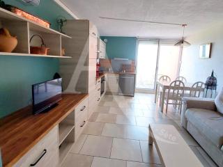 CAP CORNICHE piscine, studio cabine 4 personnes clim, wifi et parking - Sète - 3