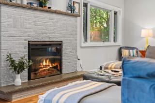 Simply Shores by AvantStay Private Beach Dock Lake Overlook - Long Pond - 1