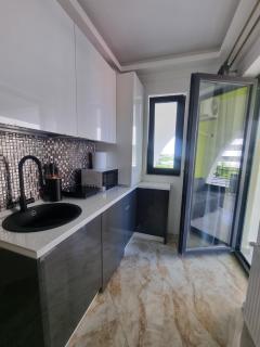 Ella ZigZag Apartament cu piscină și parcare! - Mamaia Sat/Năvodari - 3