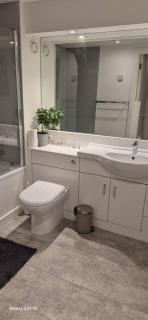 Apartment In Canary Wharf, London - 5