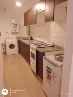Departamento sobre AVENIDA con BALCON - Santiago del Estero - 5