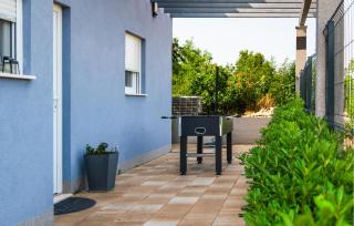 6 Bedroom Amazing Home In Bilice - 7