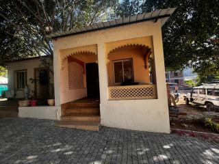 Lokesh Hotel - Changar Talai - 7