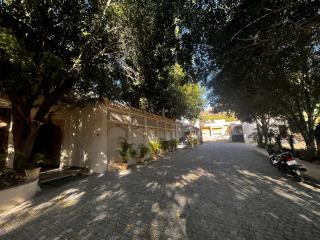 Lokesh Hotel - Changar Talai - 4