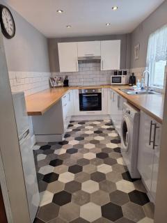 A Stones Throw to the Beach :-) - 9