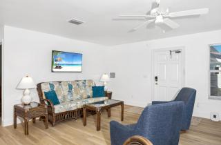 Quiet Cutie by Sun Palace Vacations - Fort Myers Beach - 3