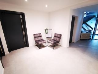 HH 02 by ROCKCHAIR - SUPERHOST Status - Modernes Apartment mit sonnigem Balkon & premium Boxspringbetten in Winterhude - Hamburg Top Geheimtipp - 4