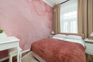 Apartament w Sercu Łodzi Piotrkowska Balkon & 2 Sypialnie by Noclegi Renters - Łódź - 8