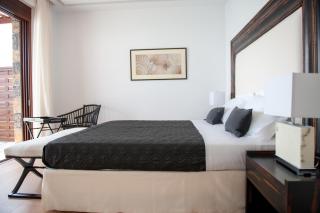 Luxury Villa Mythos - 1