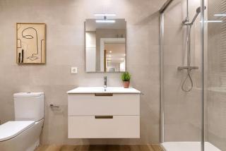 Estilo y Comodidad junto al Hospital y Central Bus - 4