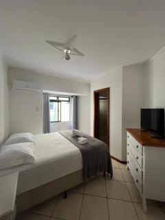 Apartamento pé na areia em Meia Praia com churrasqueira com vista mar - Meia Praia - 1