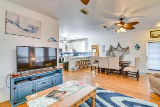 Near Surfside Jetty County Park Home with Deck! - Surfside Beach - 6