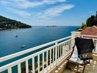 Dubrovnik apartments Beach front Studio - 0