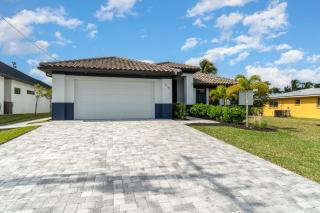 Luxurious 4BR,3BA at Waterfront, Villa Blue Lagoon - Cape Coral - 9