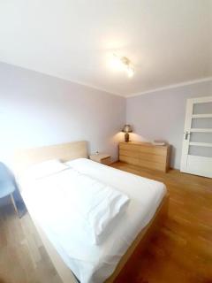 Apartament Double Separates bedrooms bills for Companies - Kielce - 7