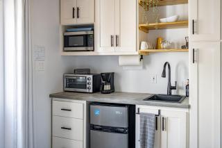 Camey's House and Mistico Beach Club plus Boat Shuttle - 7