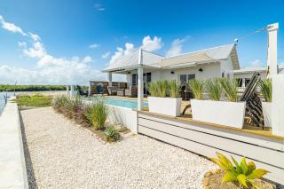 Peace of Mind and Mistico Beach Club plus Boat Shuttle - 5