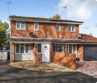 Alder Lodge 3 Bedroom semi ample parking - 8