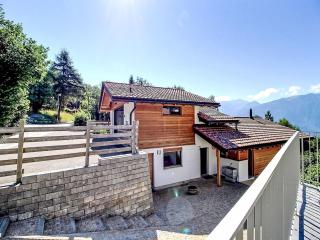 Chalet Le Souvenir by Interhome - 4