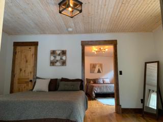 Cabin By The Falls - 6