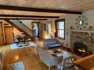 Cabin By The Falls - 5