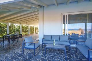 Beachfront Alkioni ground floor apartment with swimming pool - Dhrámia - 3
