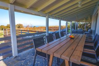 Beachfront Alkioni ground floor apartment with swimming pool - Dhrámia - 2