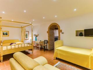Apartment Antico Borgo San Lorenzo-Alloro by Interhome - 3