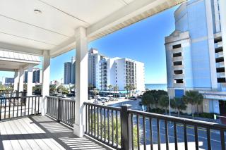 Beautiful 3 BR Ocean View House! Steps to the Beach - 8